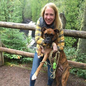 Meet your Posher, Leslie